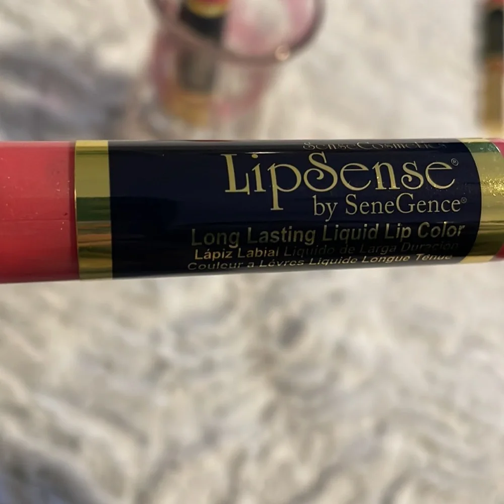 New SeneGence LipSense Fleur De Lisa Pink Liquid Lip Color Shimmery Light Pink - Picture 3 of 4